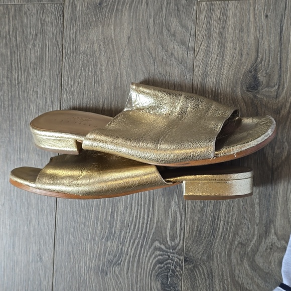 Lord & Taylor Gold Slide On's - Picture 4 of 4